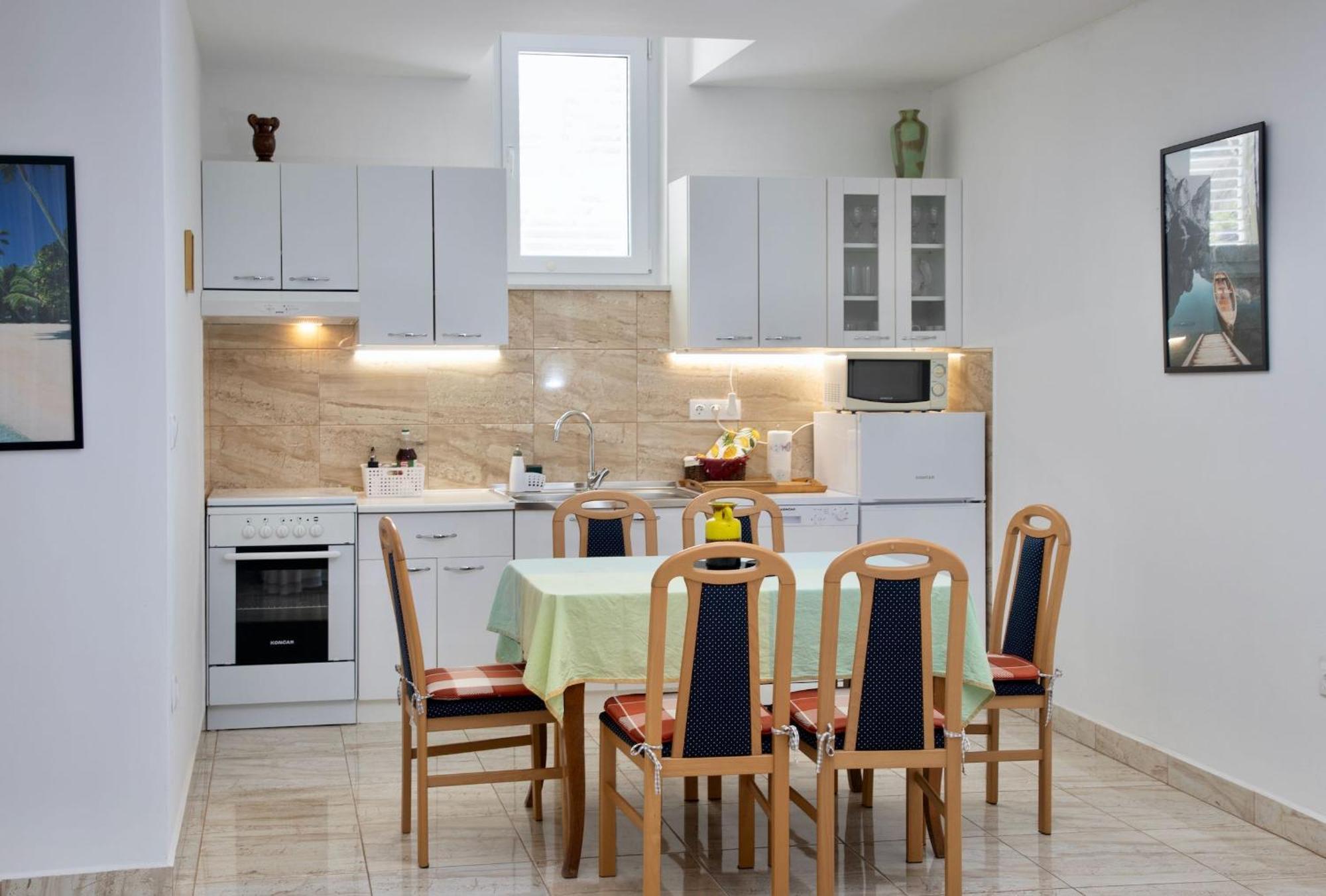 Goldfinch Estate Apartment Баньоле Екстериор снимка