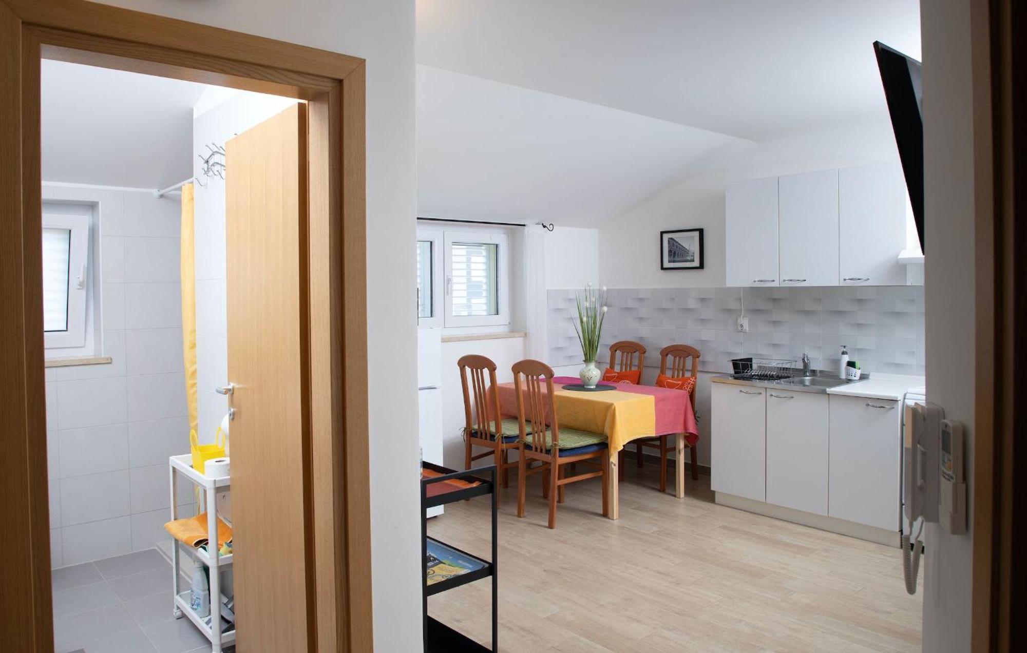 Goldfinch Estate Apartment Баньоле Стая снимка